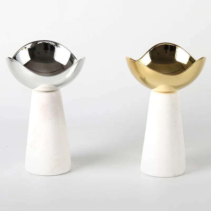 Högfotad Bakelsefat Snacksfat Gyllene Bricka Skrivbordsförvaringsbehållare Fruktfat Hög Dessertskål Heminredning
