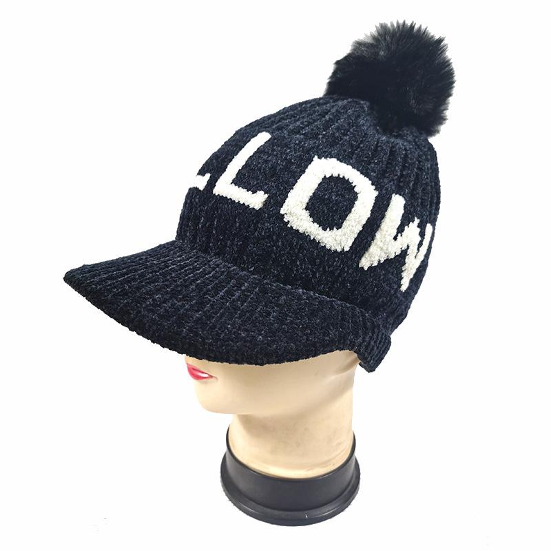 

Женские шапки зимние бархатные синель хлопковая шапка утолщенный теплый меховой шарик женская шапка велосипедная защита ушей хлопковая шапка для мам хлопковая шапка для женщин