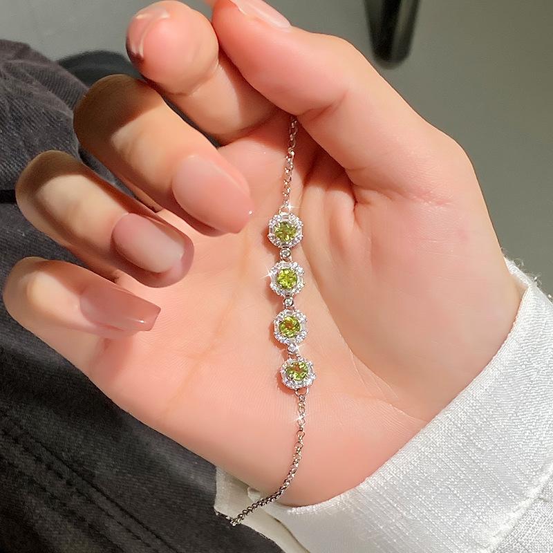 European and American style high-grade natural crystal S925 sterling silver bracelet light luxury olivine exquisite high-end bracelet