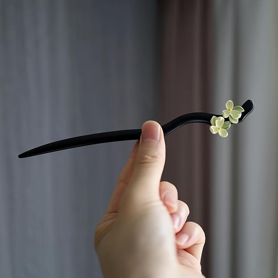 

Exquisite butterfly tassel hair clip, ladies and girls, new jewelry gifts, headwear hair clip, Chinese style hair clip Size fits all