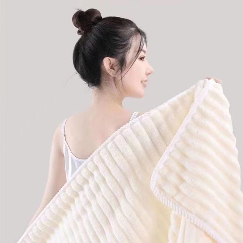 High Quality Jelly Velvet Absorbent Coral Velvet Bath Towel, Household Thickened Non Shedding Plush Set Bathrobe