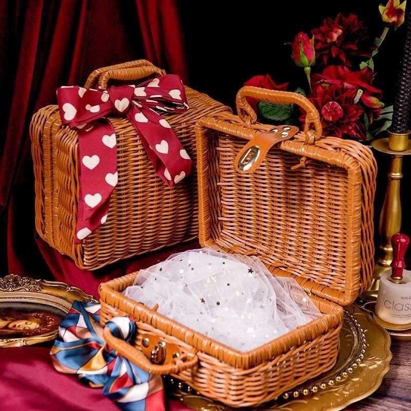 Valise à Cosmétiques Tissée en Rotin Imitation Boîte Cadeau Boîte Cadeau Nouvel An Chinois Boîte Cadeau de Mariage