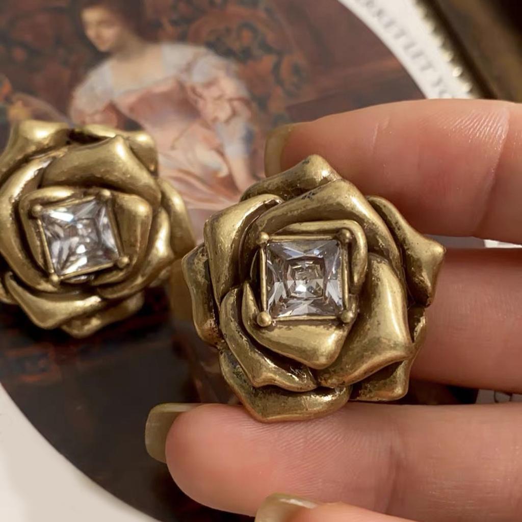 Fashionable Gold Tone Camellia Flower Earrings Convenient for Ladies Portable for Daily and Evening Wear Stylish Outfits