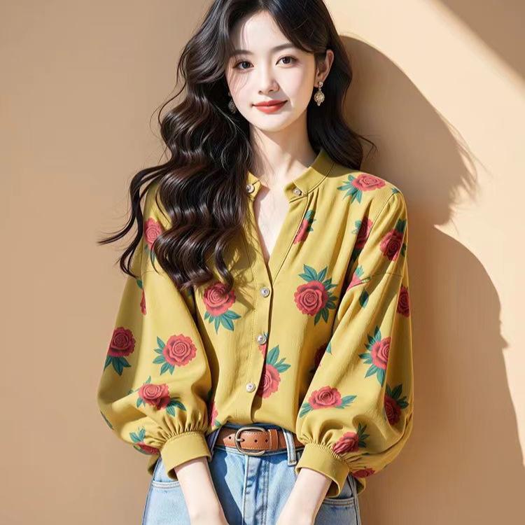 2025 French Chic Floral Chiffon Long Sleeve Women's Cardigan Blouse: Early Spring Single-Breasted Design
