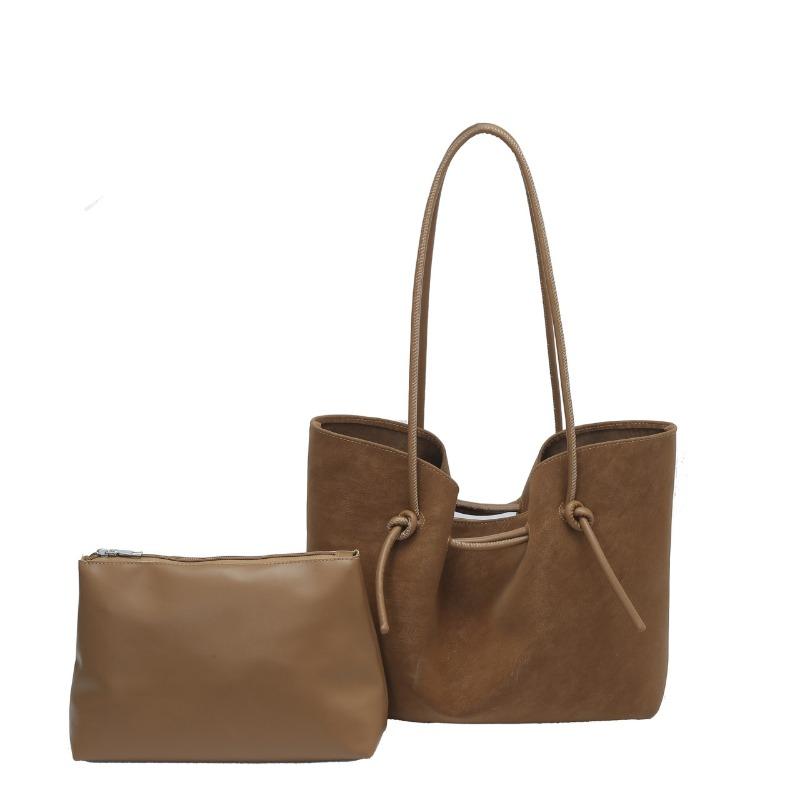 

Large-capacity Commuter Tote Bag, A High-end and Versatile Shoulder Bag коричневый