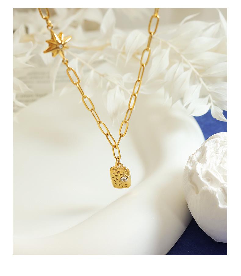 European Winter Zircon Hexagram Pendant Necklace In 18K Gold-Plated Titanium Steel