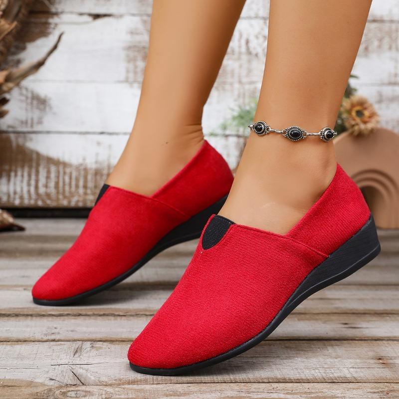 Wedge heel casual single shoes women's summer new shallow mouth pointed head large size one pedal suede single shoes