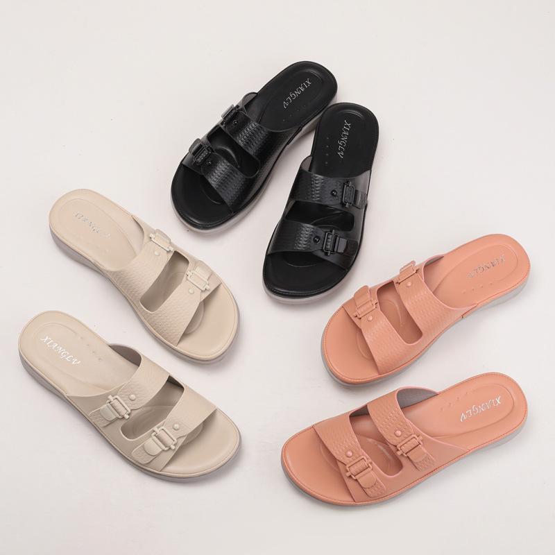 Wedge heel slippers women's non-slip summer wear bohemian travel seaside reverse set stepping on shit sandals