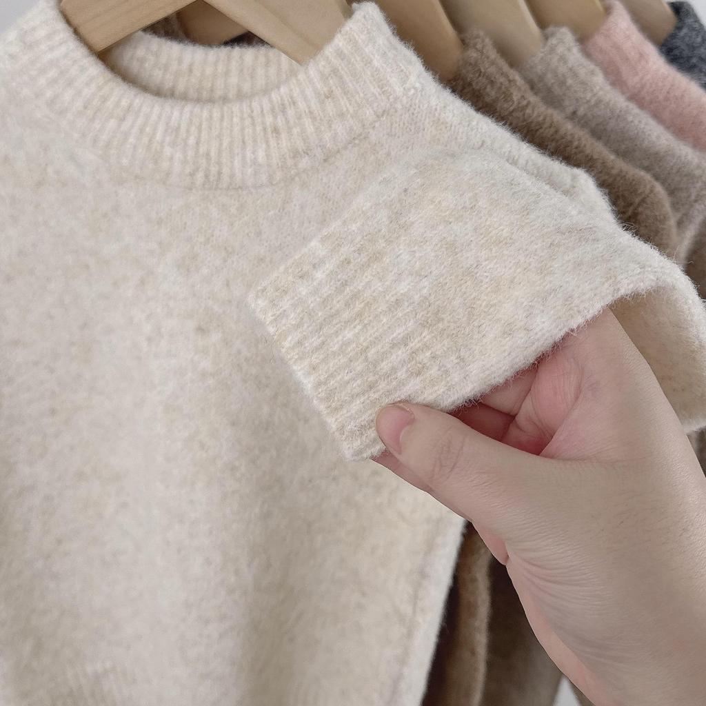 Kids' Round Neck Wool Sweater - Solid Color Knit Pullover for Autumn/Winter