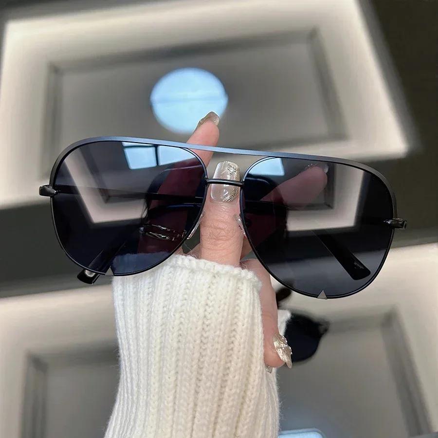 Vintage Classic Square Sunglasses For Women Men Retro Stylish Minimalist Fashion Female Male