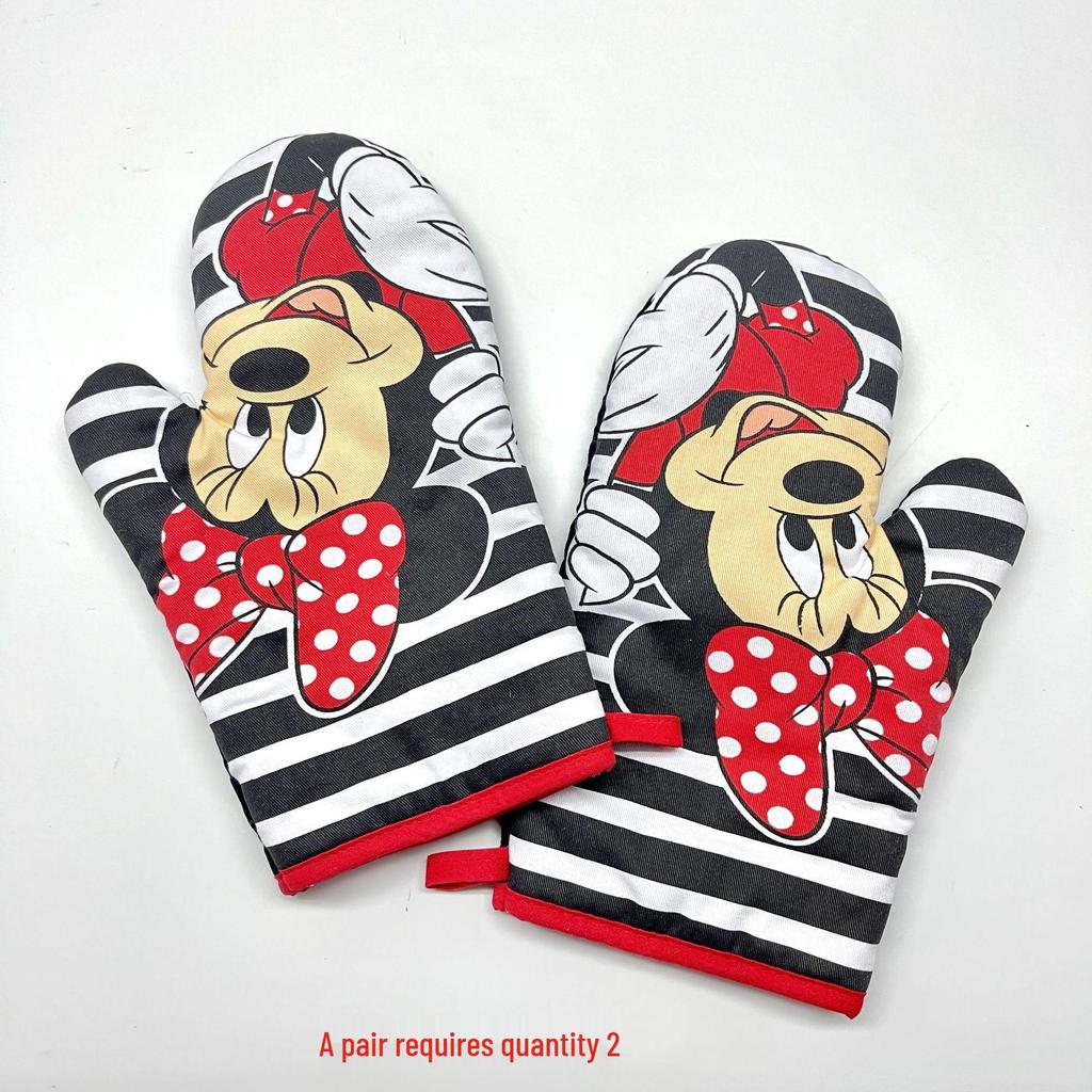 Minnie & Mickey Mouse Cartoon Heat-Resistant Gloves for Kitchen Baking and Microwave Use