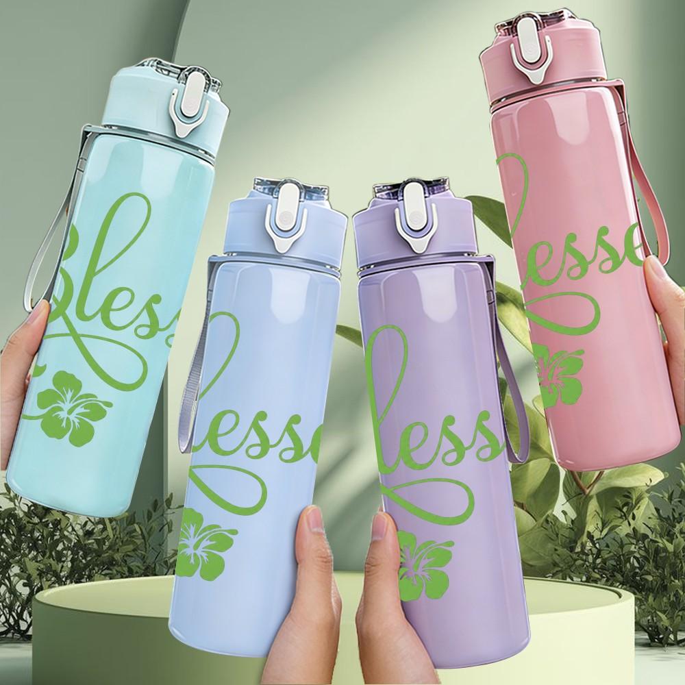 1PC Blessed Green Cursive Letter Print 750ml Color Plastic Sports Water Bottle Leakproof Flip Straw Lid Suitable for Sports Office Home Use