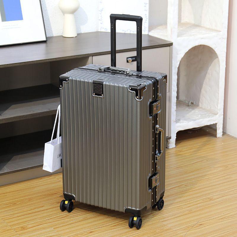 28" Women's Suitcase: Thick Aluminum Frame, Large Capacity, Silent Universal Wheels, Durable Travel Design. Logo Customization Available.