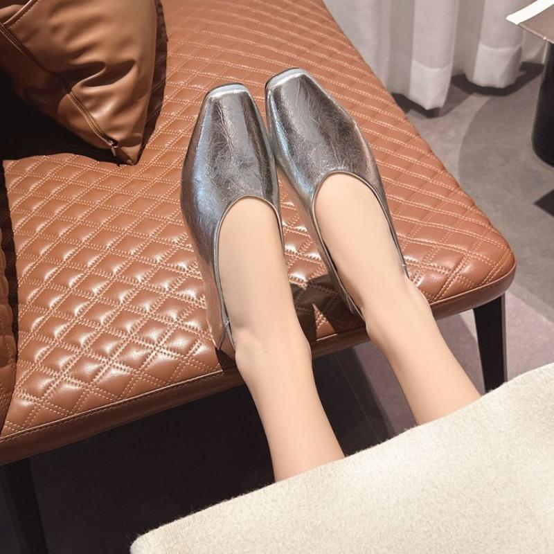 French Elegant Pointed Toe Gentle Evening Shoes Slip-On Low Heel Commuter Flat Shoes