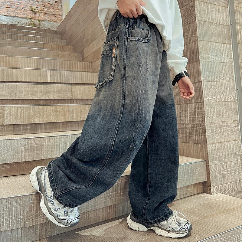 Tenåringsgutter Jeans Barnevide ben Denimbukser for barn Løse lommer Bukser Vår Høst