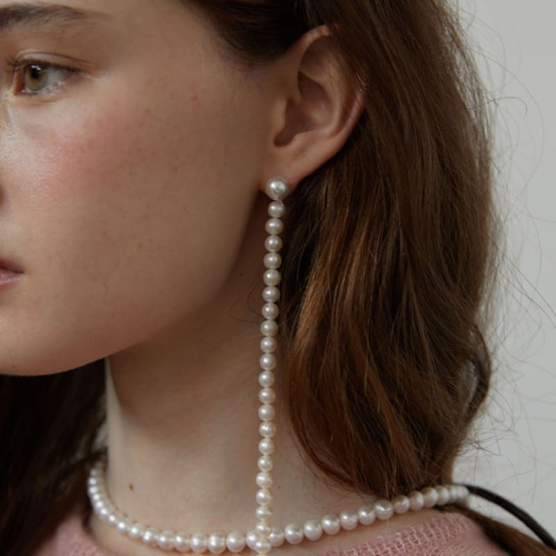 LOVE ME MONSTER Natural Pearl Unbal Earrings (L243MER010)