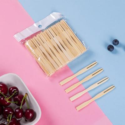 100/200/750pcs Disposable Cake Picks Fruit Fork Fruit Bamboo Stick Fork Mini Cocktail Forks Party Supplies for Appetizer Dessert