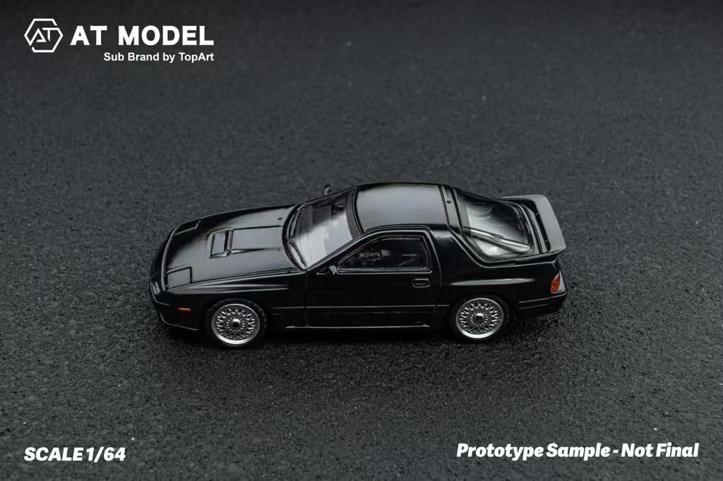 Freestyle AT Modell Maßstab Mazda Infini FC3S Infini Metallic Schwarz Fertigprodukt AT64002 1/64 RX-7