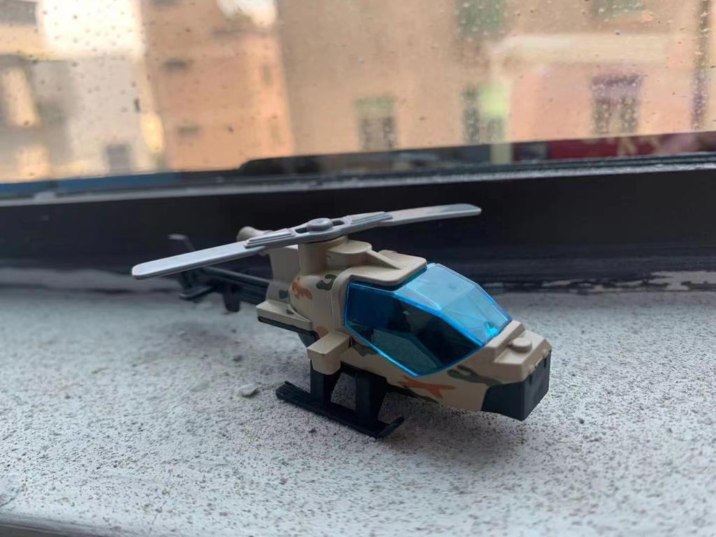 Alloy Plane Model Military Ornament, Metal Toy Boy Toy Simulation Helicopter Fighter
