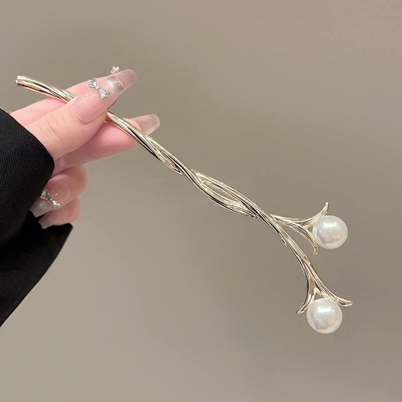 Niche High-end Pearl Crystal Interwoven Hairpin Add Dynamic Beauty To Hairstyles Creating An Elegant Refined Atmosphere