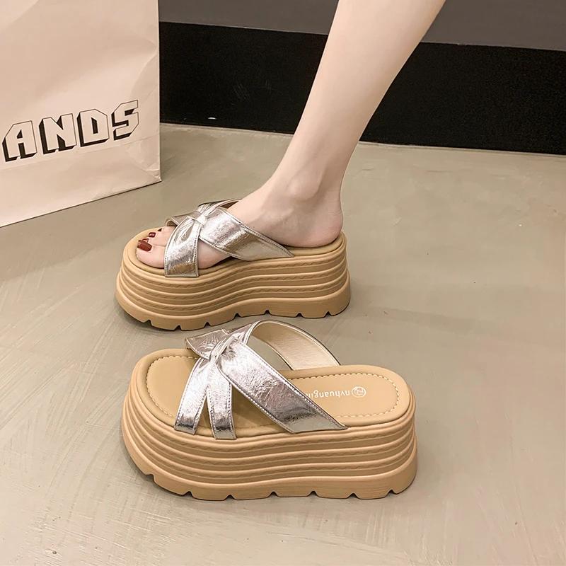 Fashion 8CM Women Summer Leather Chunky Slippers High Platform Flip Flops Wedge Heels Slides Sweet Girl Sandals Open Toe Beach Slippers