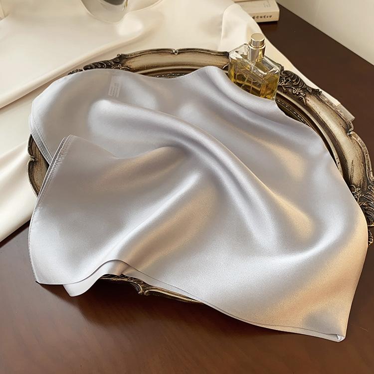Solid Color Small Square Scarf for Women, Simple Korean Style, Versatile for Spring and Summer, Suitable for Professionals, Bank Employees