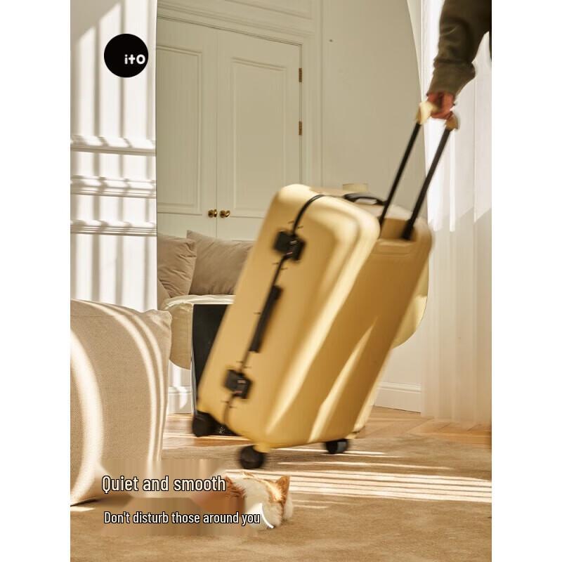ITO 25-inch Aluminum Frame Checked Spinner Luggage