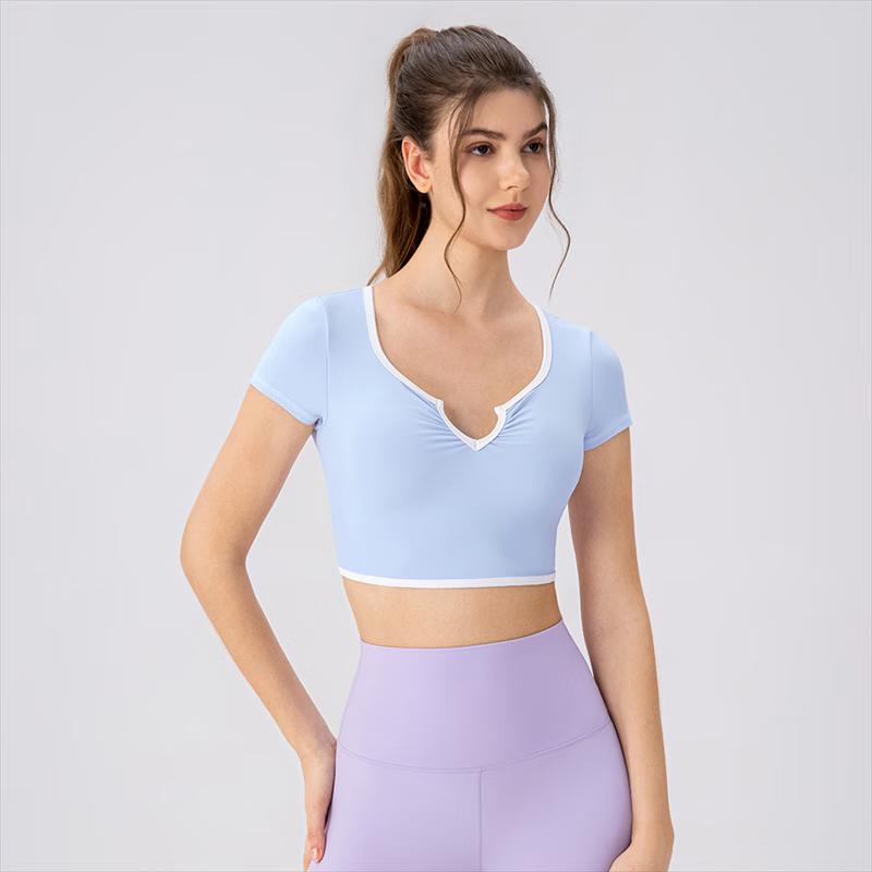 Dynamic Women's Short Sleeve Yoga Training Top with Built-in Bra
