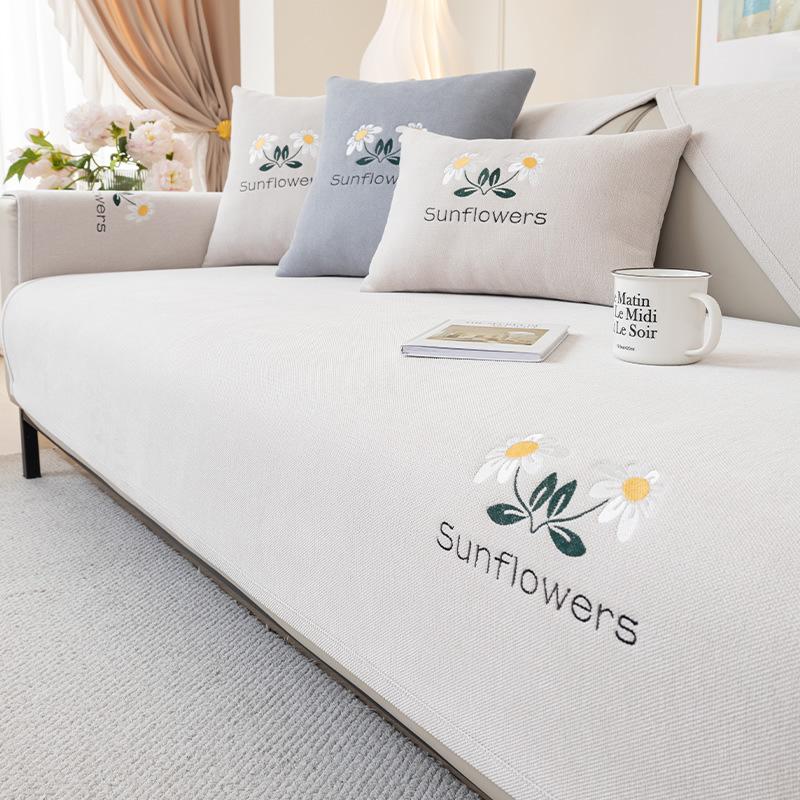 

Cream Chenier Sofa Cushion, All-Season Non-Slip Seat Cushion, Light Luxury Embroidered Leather Sofa Cover, Cloth Towel 70*70cm