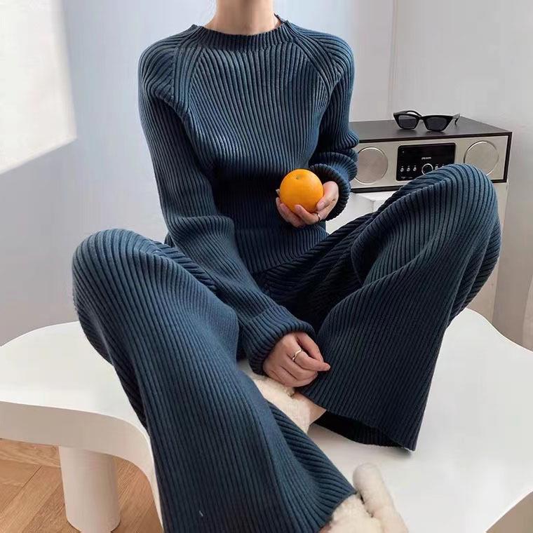 2025 Spring Elegant Solid Color Knit Sweater & Wide-Leg Pants Two-Piece Set for Women
