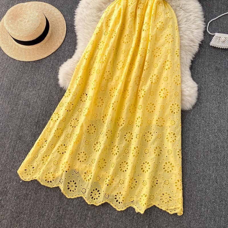Hollow Floral Sexy Neck Backless Halter Dress Women's Holiday Style Long Dress