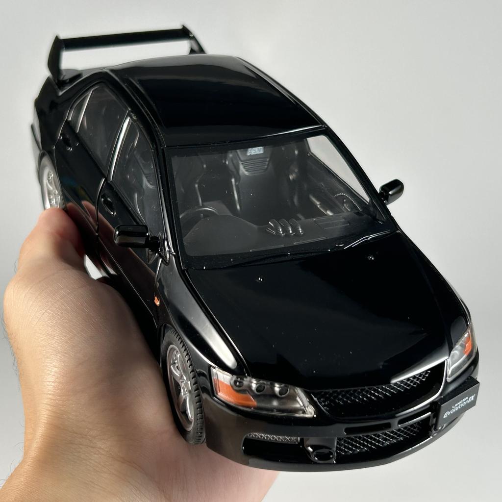 JDM 1:24 Mitsubish Lancer Evolution EVO9 Compact Car Alloy Metal Diecast Model Car Best Birthday Gift For Children's Toy Collect