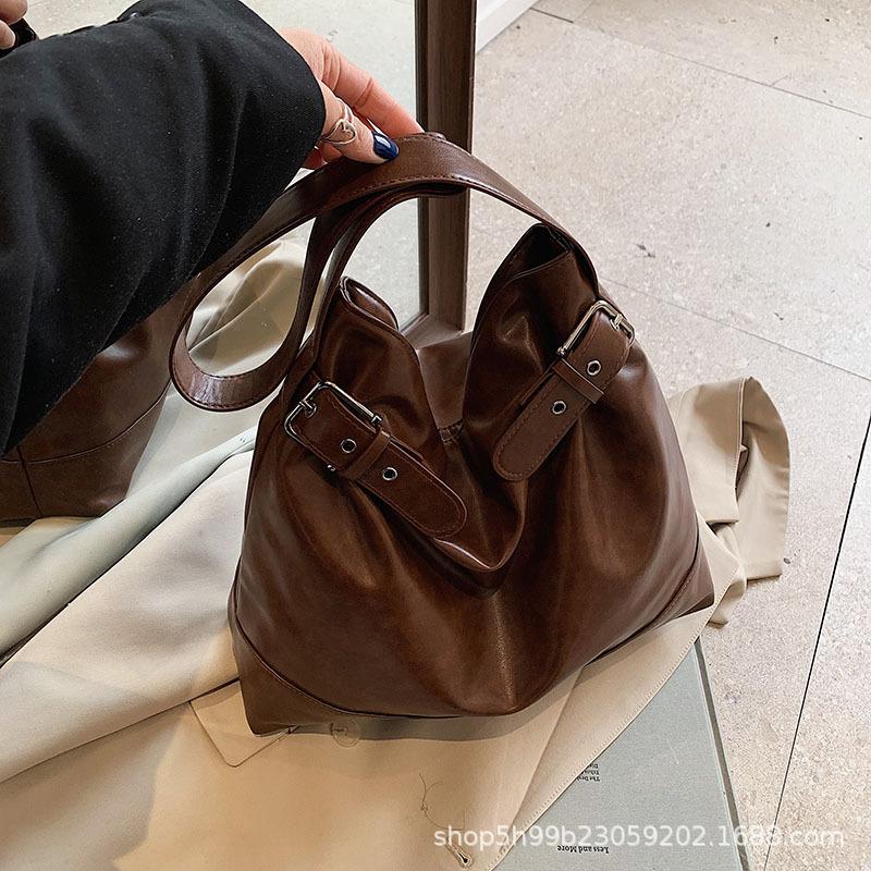 Large-capacity Tote Bag, New Commuter Hand-carried Bucket Bag, Simple Trend Crossbody Shoulder Women's Bag