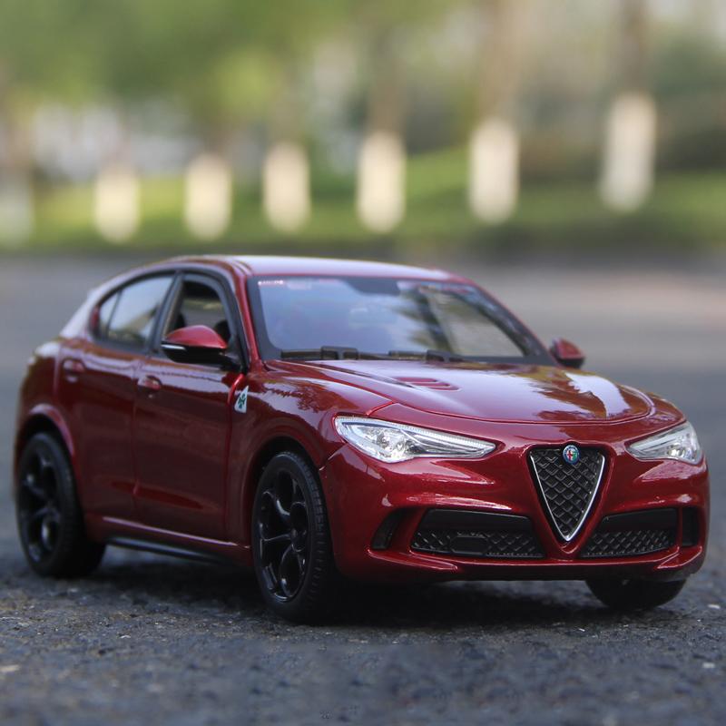 PCESV1 Bburago 1:24 Alfa Romeo Giulia Leichtmetallfelgen Auto Die-Cast & Spielzeugfahrzeuge Automodell Miniaturmaßstab Modellauto Spielzeug Für Kinder