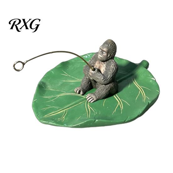 Hand Carved Orangutan And Lotus Decor Fishing Gorilla on Leaf Ornament, Funny Floating Figurine, Realistic Wildlife Statue for Land Water Animal A