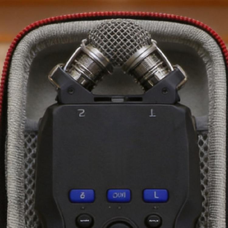 Portable Storage Holder for H4E Handheld Microphone with Side Pouch Hard Shell Form, Carry Case for Daily Use, Trip Carry, and Home Storage