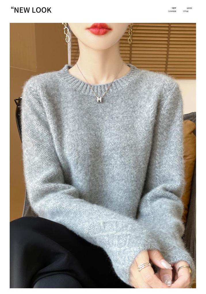 2024 Autumn/Winter Round Neck Knit Wool Sweater - Loose Fit, Soft Osmanthus Stitch, Thick Base Layer Pullover.