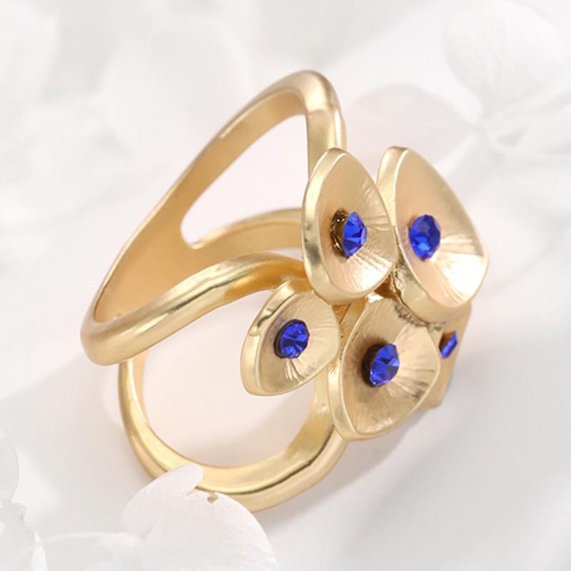 Silk Scarf Buckle High-end Matte Gold Retro Multifunctional Corner Ribbon Magnetic Suction
