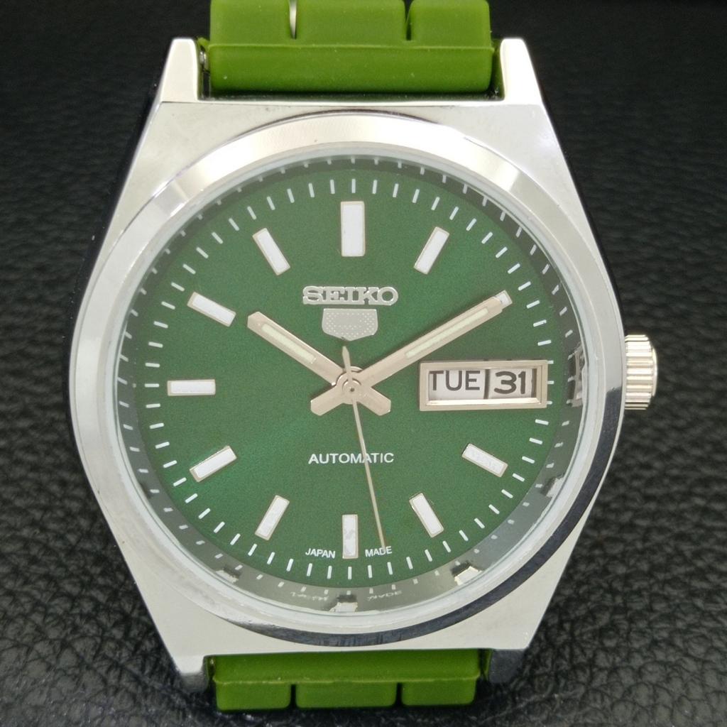 AUTOMATIC VINTAGE REFURBISHED SEIKO 5 JAPAN MENS GREEN DIAL WATCH a440643-9 Sk-a440643-1