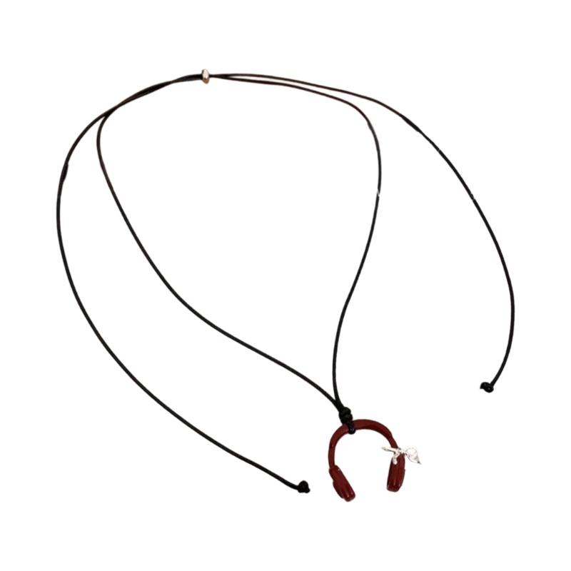Elegant Headphone Pendant Necklace For Women Stylish Layering Jewelry Gift Trendy Minimalist Neck Chain Accessory