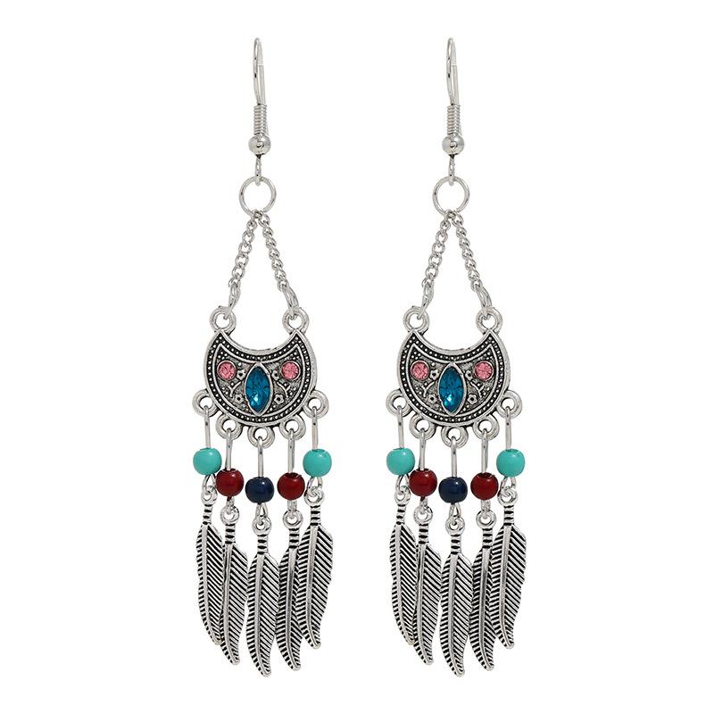 Niche Design Retro Exquisite Bohemian Fringed Earrings Femininity Simple Leaf Long Earrings