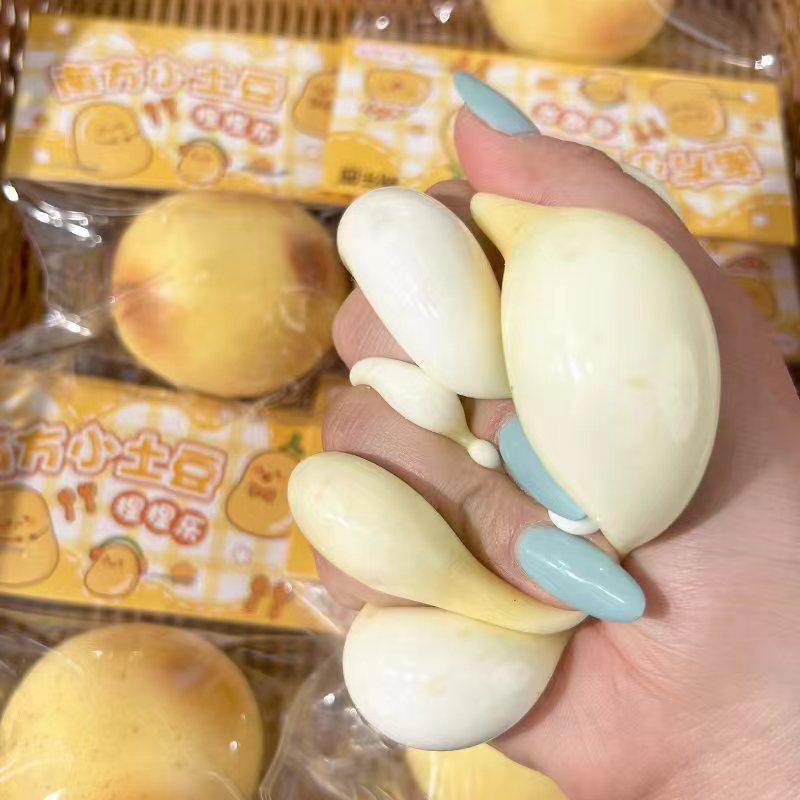 #Creativity Funny Simulation Potato Kneading Toy Slow Rebound Ins Small Fresh Pinch Children Decompression Toys Hand Relax Gifts