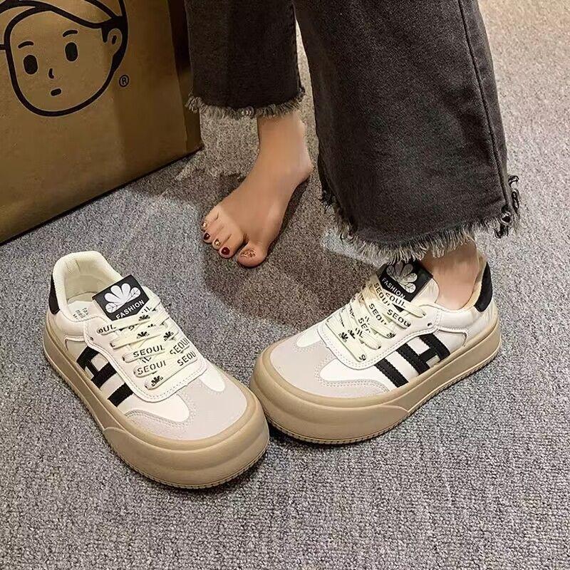 Platform-soled Dexun women's shoes autumn new casual retro versatile sports board shoes new Chinese style