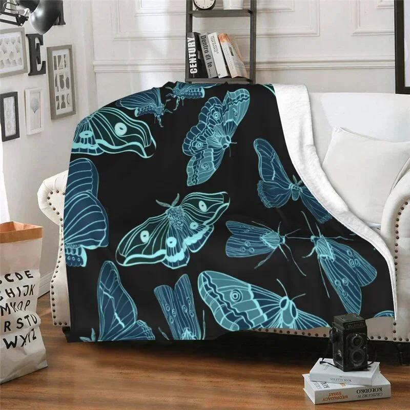 Cartoon Butterfly Pattern Throw Flannel Blanket Chic Super Soft Warm Plush Blanket for Bedroom Couch Sofa Decoration