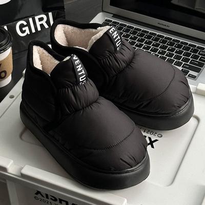 Bottines Peluche Épaisses à Semelle Confortable et Douce pour Femmes Chaussures Chaudes en Coton Femme Hiver Imperméables Antidérapantes Bottes de Neige Décontractées