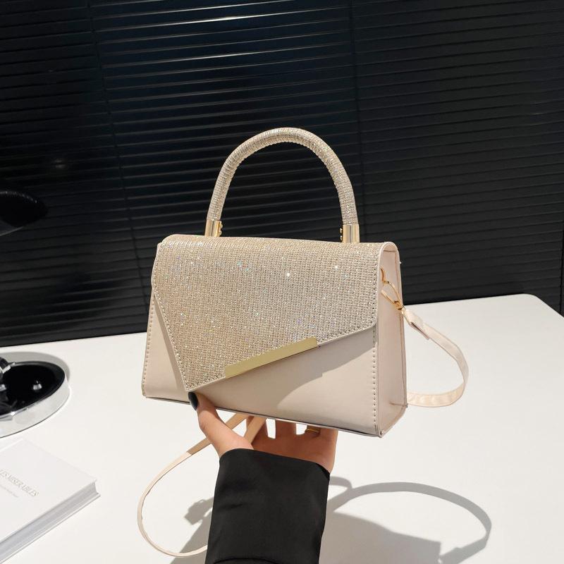 Autumn and Winter Niche Design Fashion Casual Bag Women's Bag New Trend Fashion Portable Trendy Bag Small Square Bag