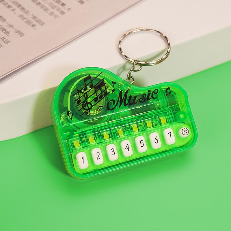 Mini Electronic Keyboard Keychain Portable Musical Instrument Toy Piano Keychain Mini Real Working Finger Piano Keychain