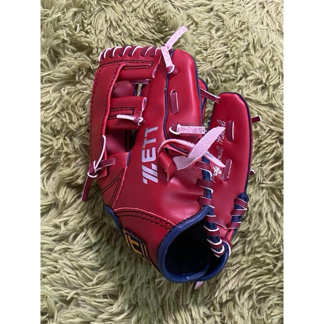 Used [9 inches] ZETT gloves