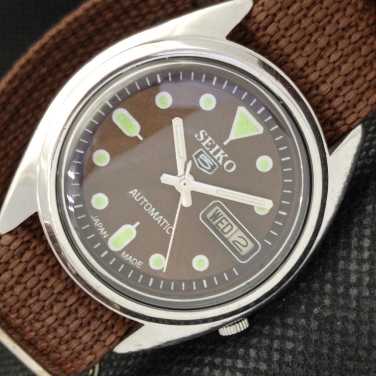 

Б/У винтажные мужские часы SEIKO 5 AUTOMATIC JAPAN MENS DAY/DATE BROWN 612-a319040-9 SKU612-a319040
