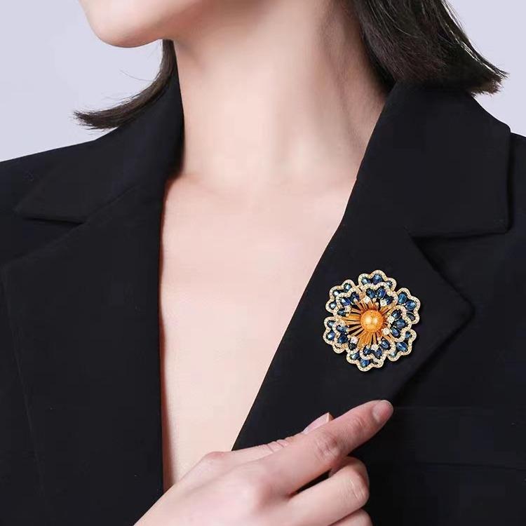 03 Broșă retro cu mărgele Super Flash, cu micro-incrustații de zirconiu, de lux, de calitate premium, ușoară